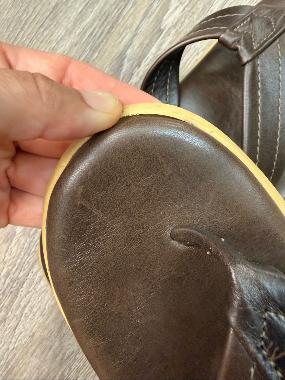 Island Slipper Classic Leather Flip Flop Sandals M6/W7 - Picture 8 of 9